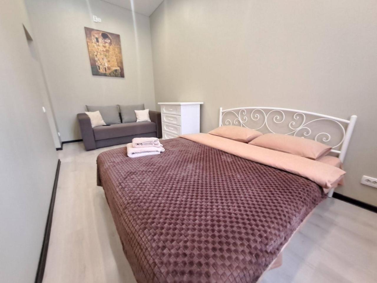 Viva Olive - Студия Со Спальней В Центре Kremenchuk Exterior photo